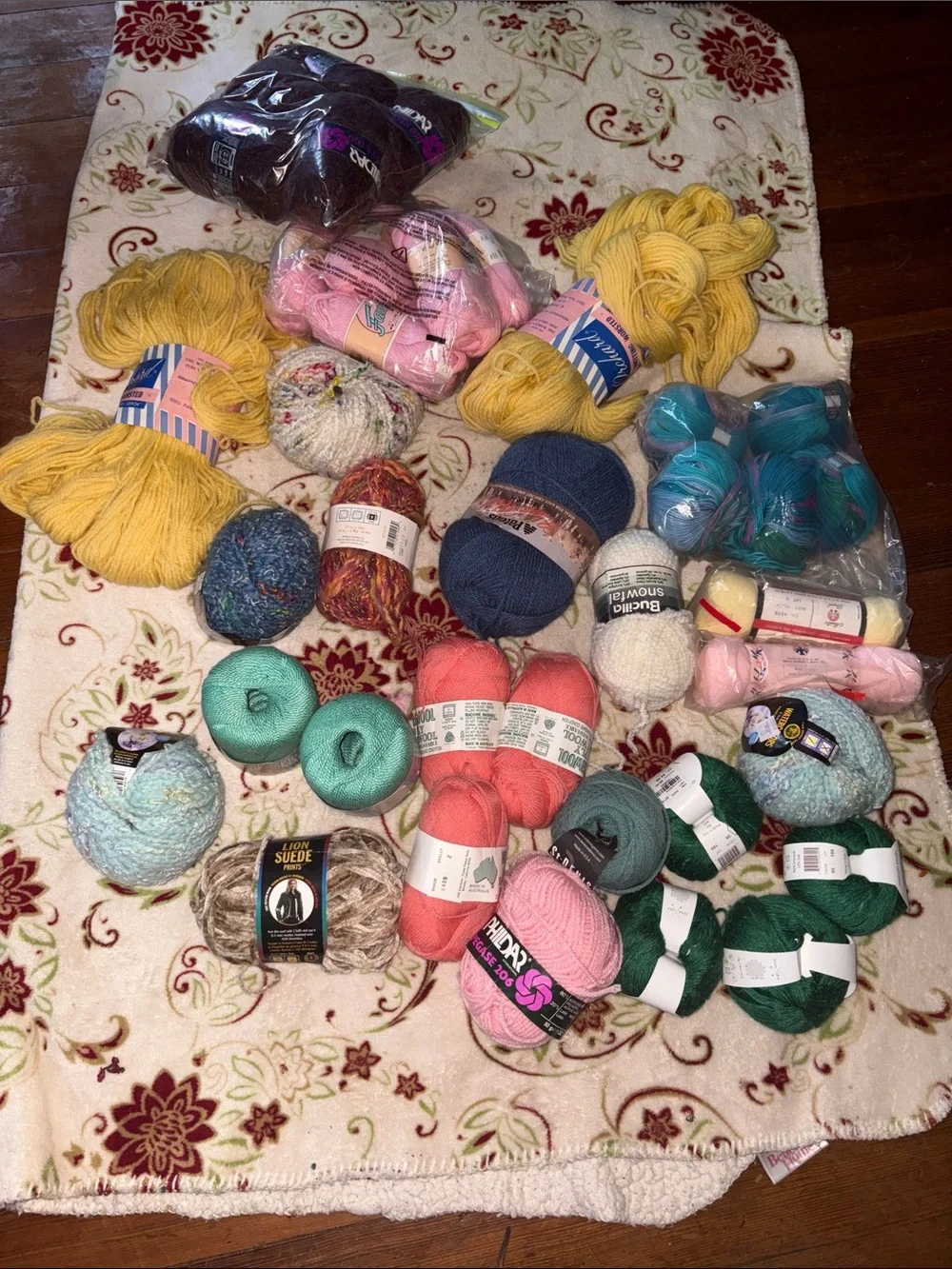 Mixed Yarn Lot - Multi-Color Skeins Bundle - Picture 1 of 2